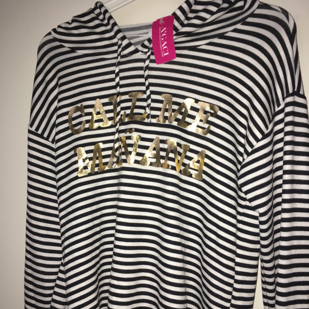 “Call me mañana” hoodie